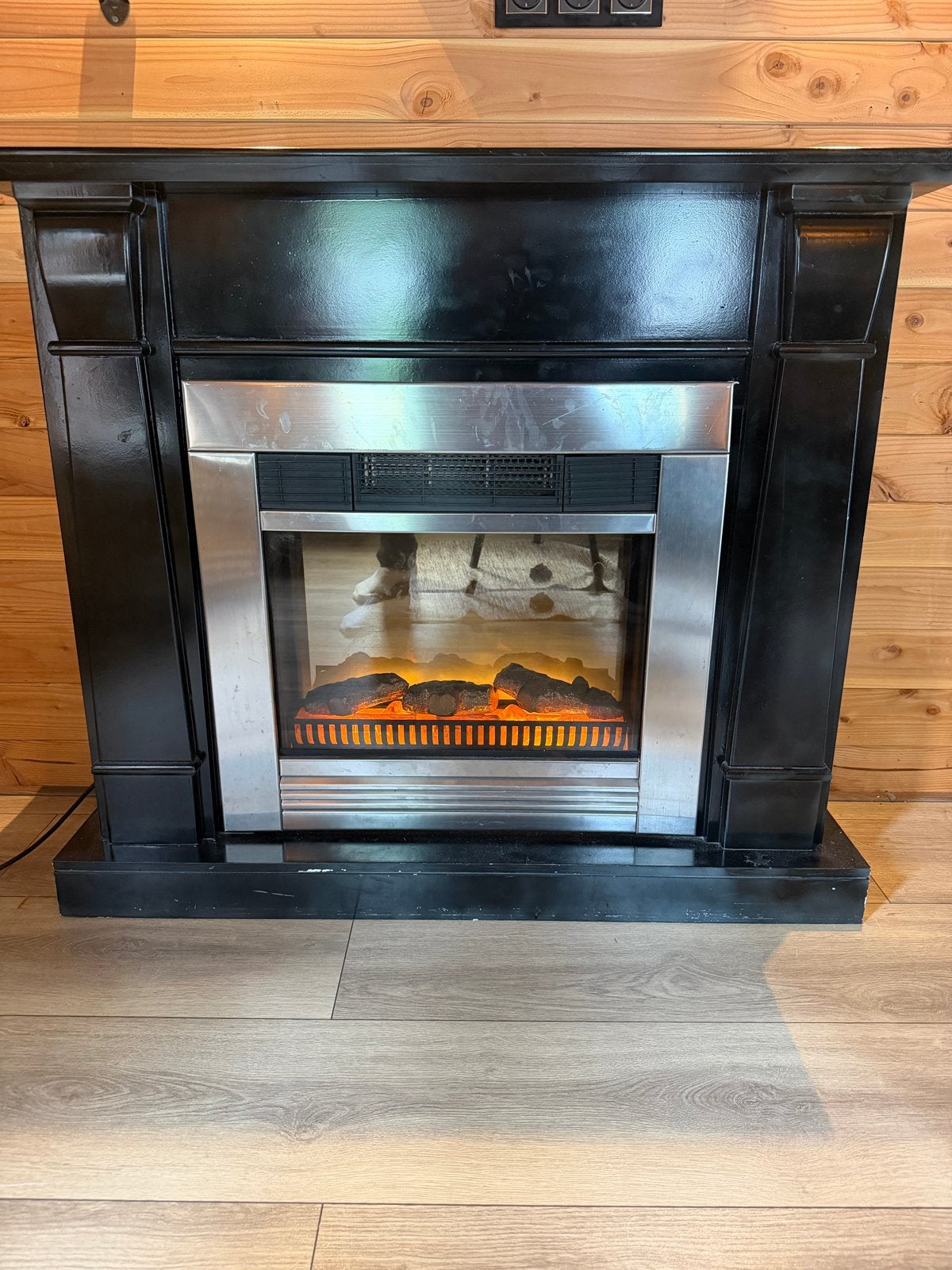 Elektrische haard met klassieke ombouw, Huis en Inrichting, Ophalen of Verzenden, Gebruikt, Vrijstaande haard, Elektrische haard