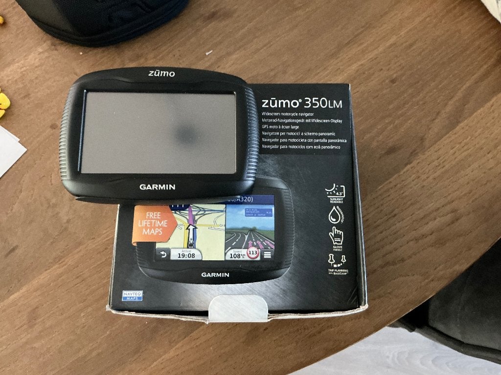 Garmin Zumo 350 LM life time update, Ophalen of Verzenden, Zo goed als nieuw
