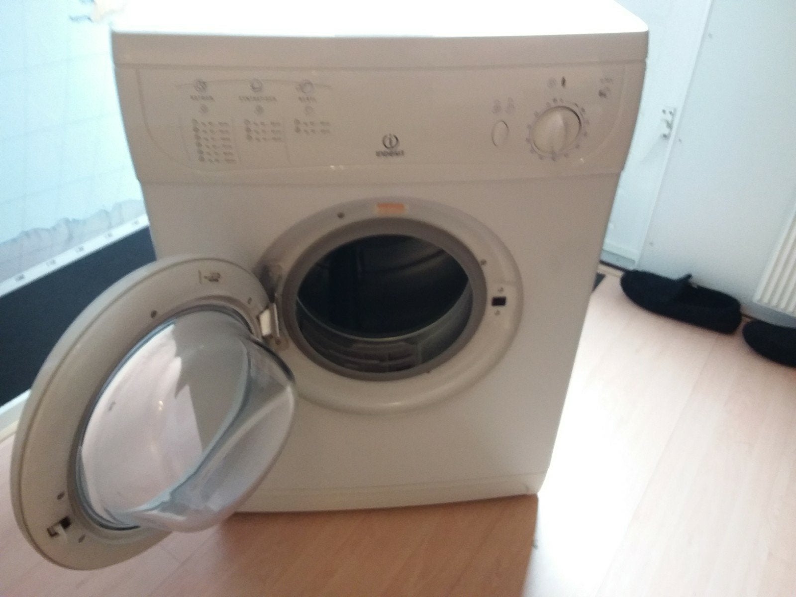 Wasdroger, 6 tot 8 kg, Gebruikt, Luchtafvoer, Ophalen of Verzenden