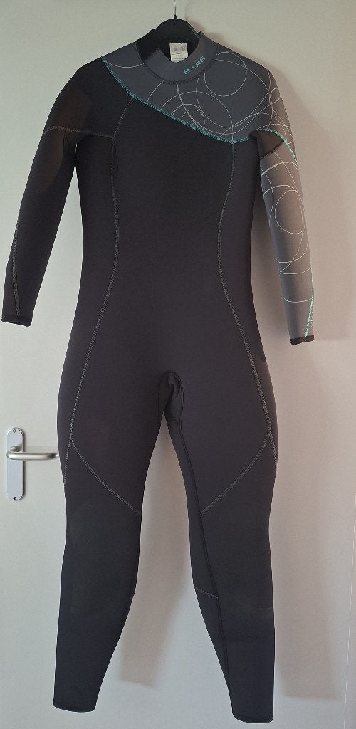 Nieuw Bare Elite Wetsuit 7mm Maat 10 met kaartjes, Wetsuit, Bare, Nieuw, Ophalen of Verzenden