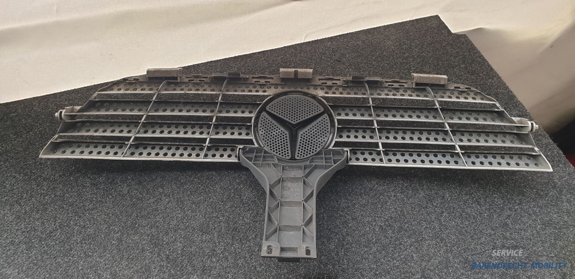 Geperforeerde grille W169 A klasse Sport 1698801183 originee, Gebruikt, Mercedes-Benz AG, Voor, Mercedes-Benz
