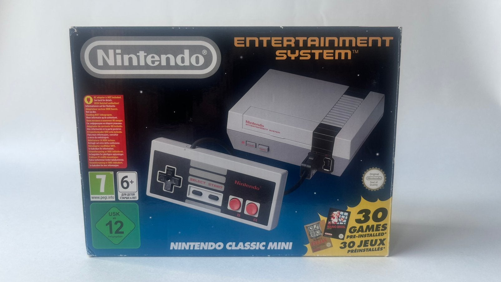 Nintendo NES Classic mini 2016, Ophalen of Verzenden, Zo goed als nieuw, Met 1 controller, Met games