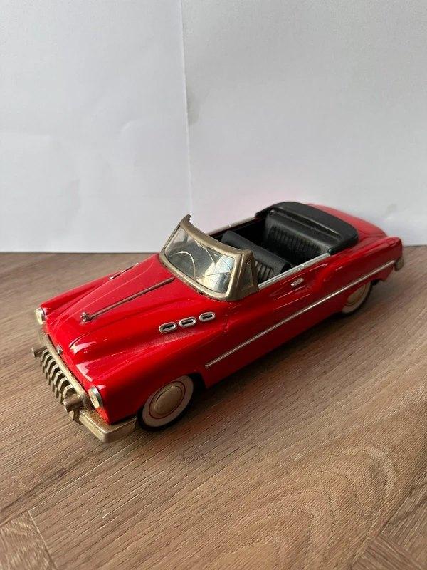 modelauto van een Buick uit 1950, Hobby en Vrije tijd, Modelauto's | 1:18, Ophalen of Verzenden, Bburago