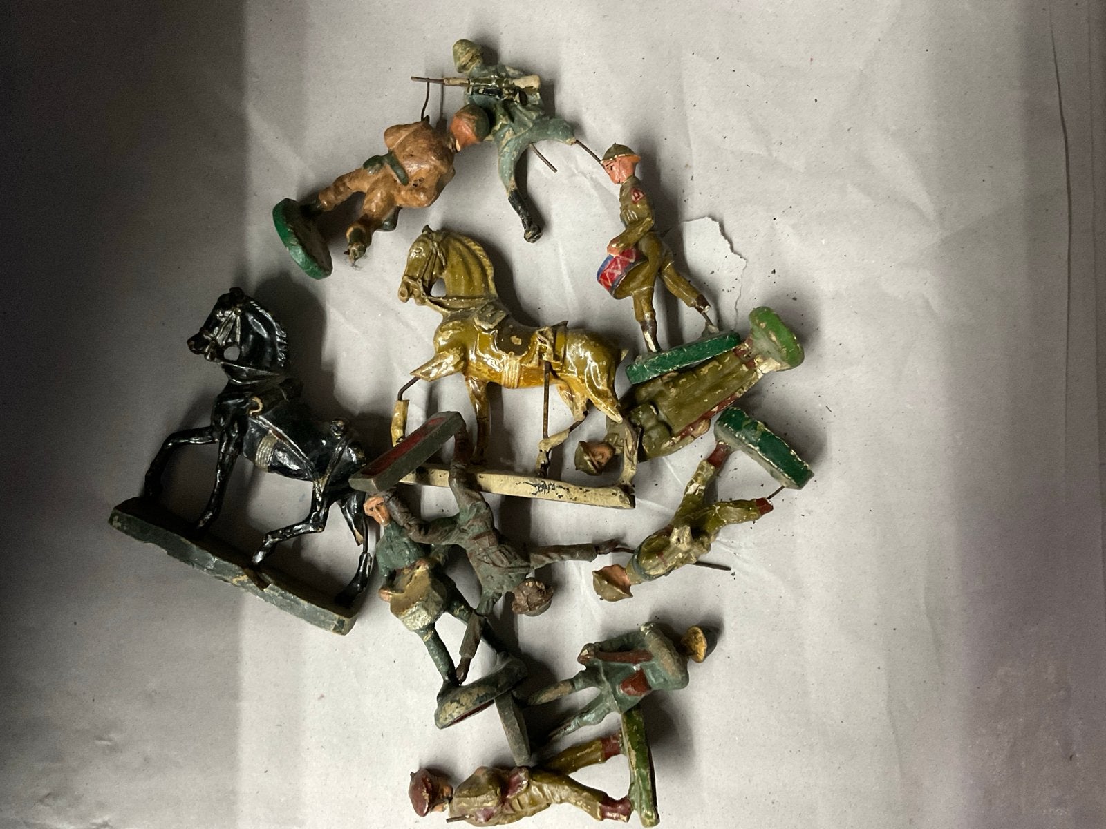 Elastolin figuren - Soldaten en paarden, Ophalen of Verzenden