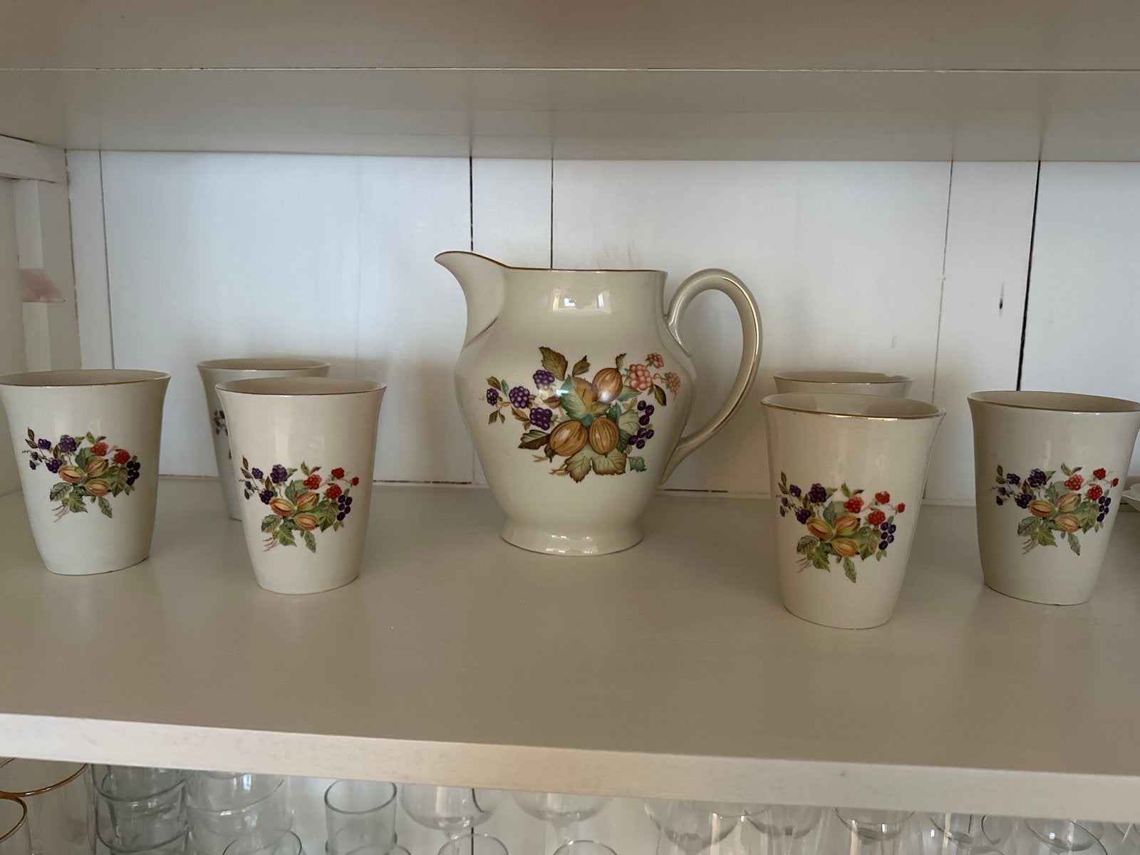 Vintage Melkstel met Fruitdecor - Kan en Bekers, Antiek en Kunst, Ophalen