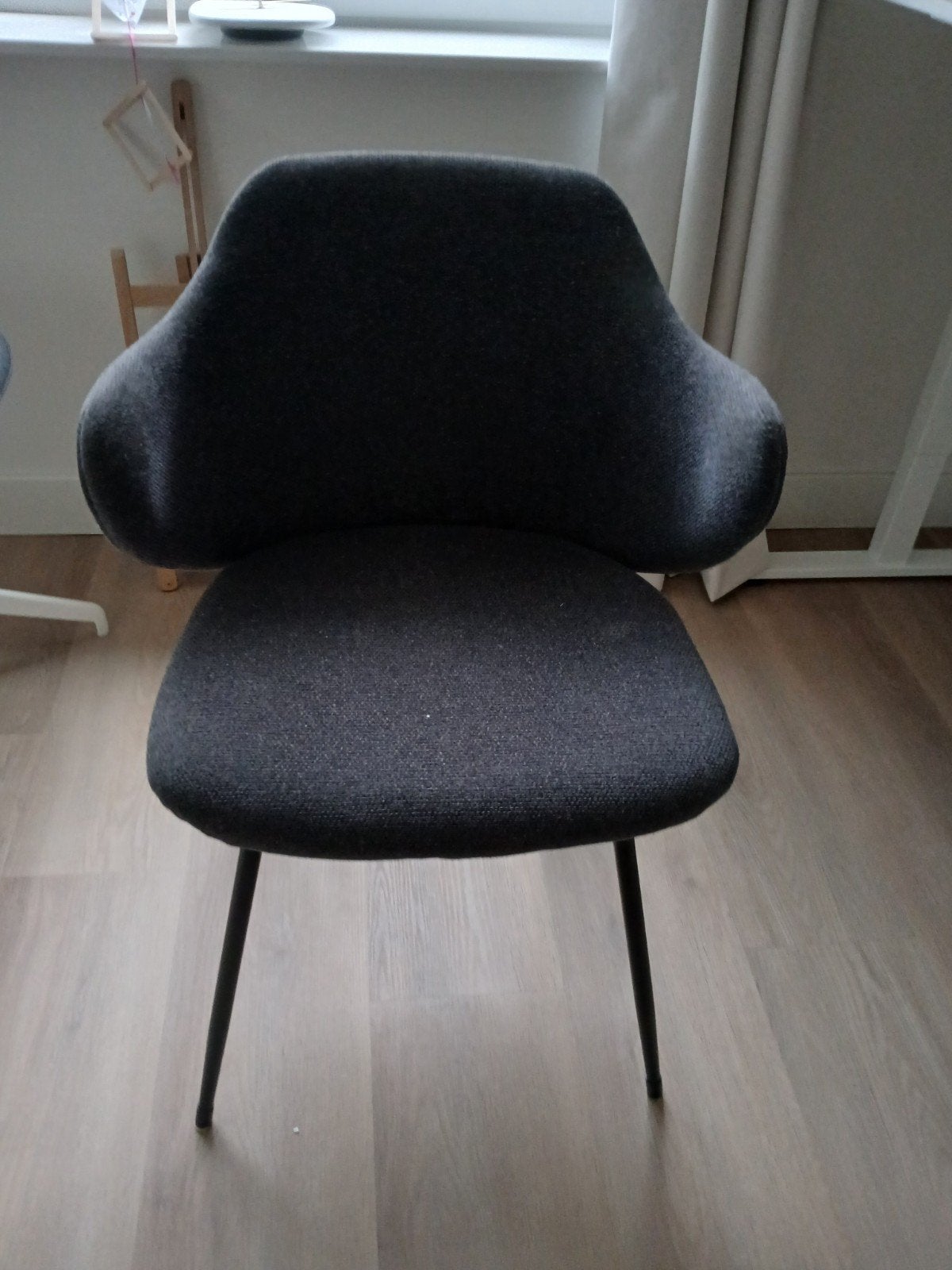 2 stuks Kave Home stoel - Gratis, Ophalen, Gebruikt, Modern, Scandinavisch, Stof