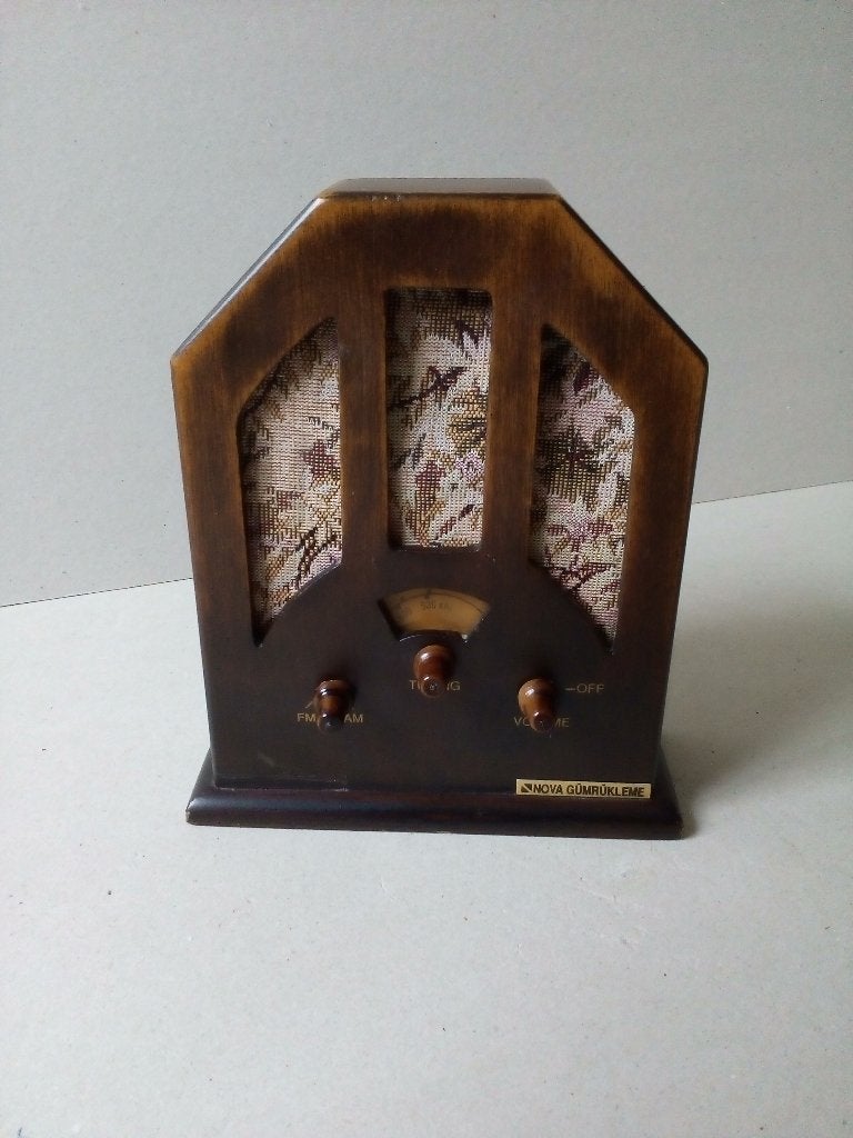 Klein retro houten radiootje met FM en AM zender, Ophalen of Verzenden, Huis en Inrichting