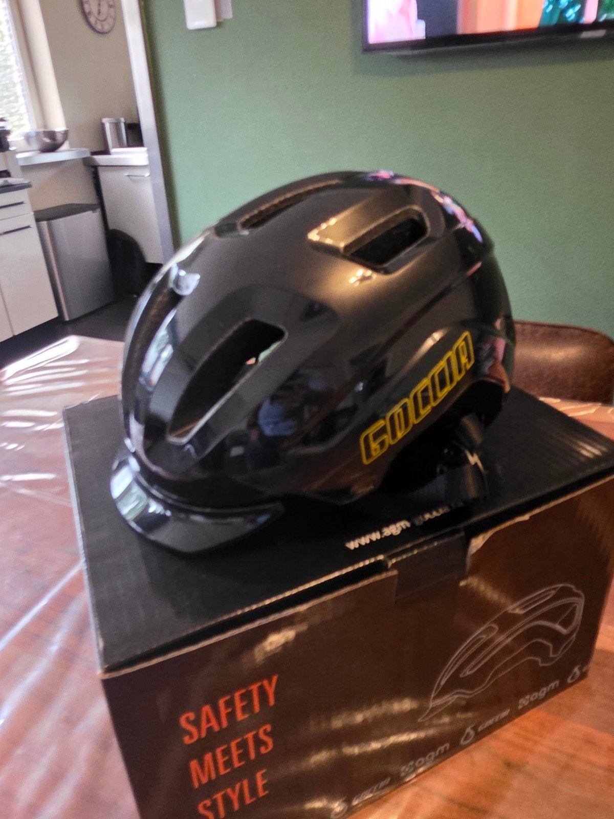AGM Goccia helm zwart goud voor fietsen en snorscooter, Fietsen en Brommers, Brommerhelmen, Ophalen of Verzenden, Nieuw, Small