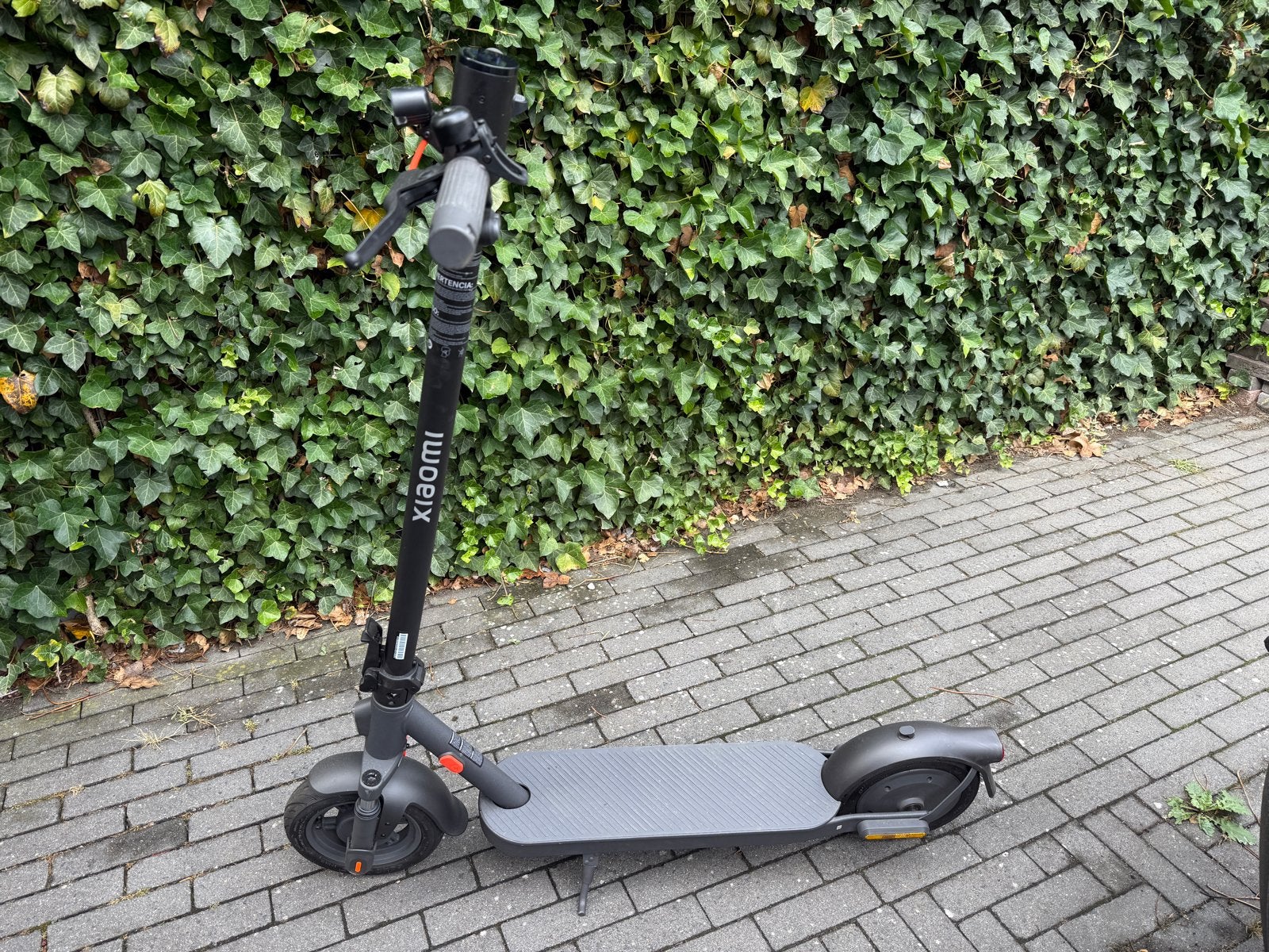 Xiaomi elektrische step (E-scooter) - Zo goed als nieuw, Fietsen en Brommers, Steps, Ophalen, Elektrische step (E-scooter)