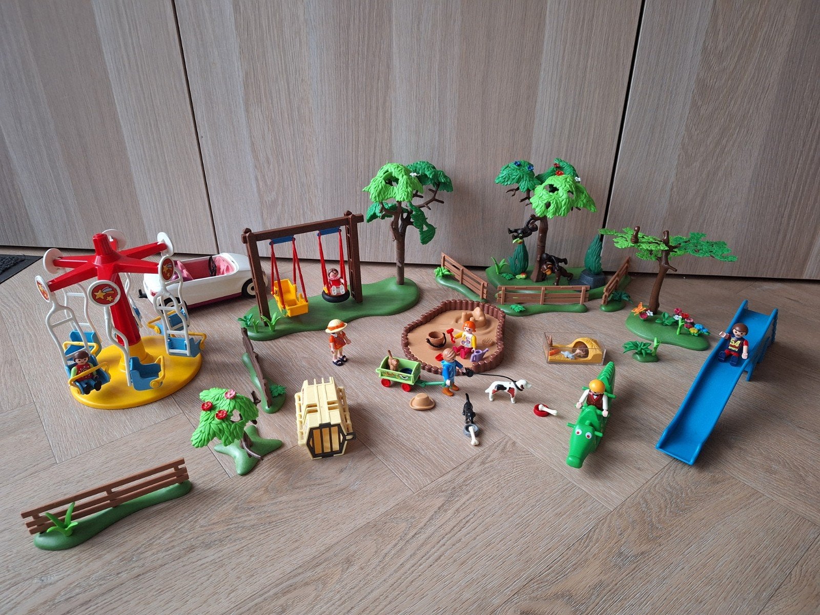 Playmobil 4070 kinderspeeltuin, Gebruikt, Complete set, Overige typen, Ophalen of Verzenden