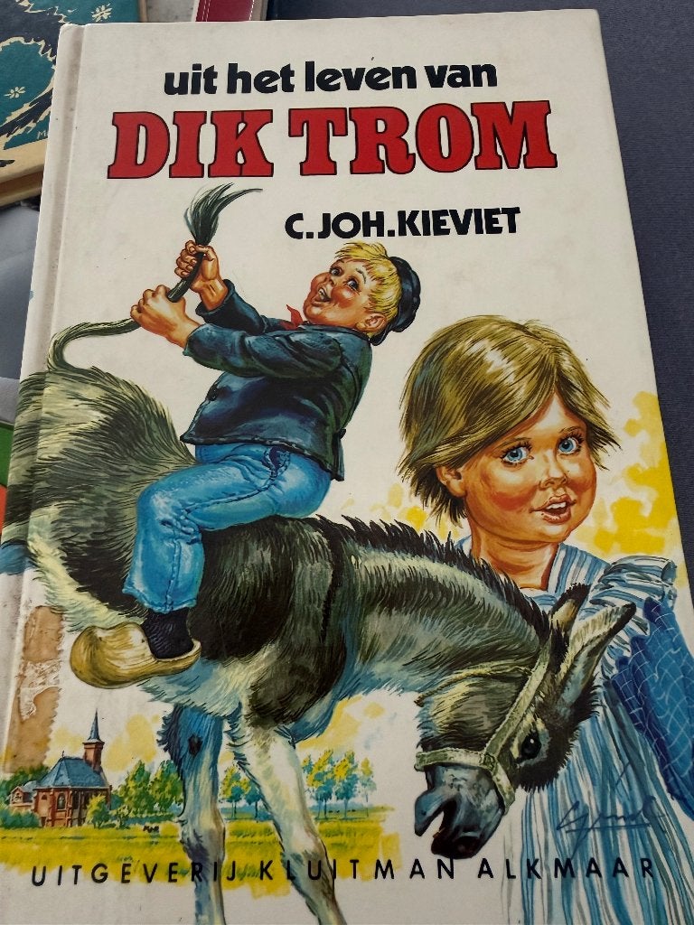 Boekuit het leven van Dick Trom, Ophalen, Gelezen, J Kievit, Fictie algemeen