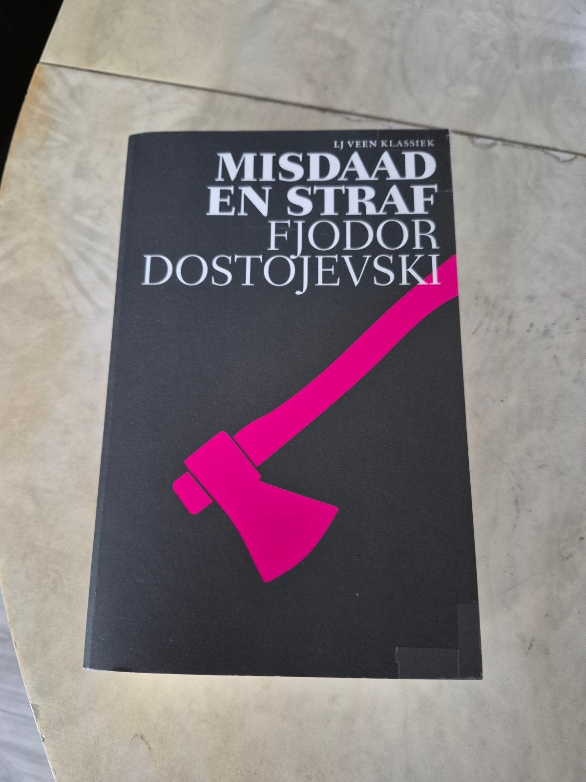 Misdaad en Straf - Fjodor Dostojevski (LJ Veen Klassiek), Boeken, Verzenden, Zo goed als nieuw, Fjodor Dostojevski, Nederland