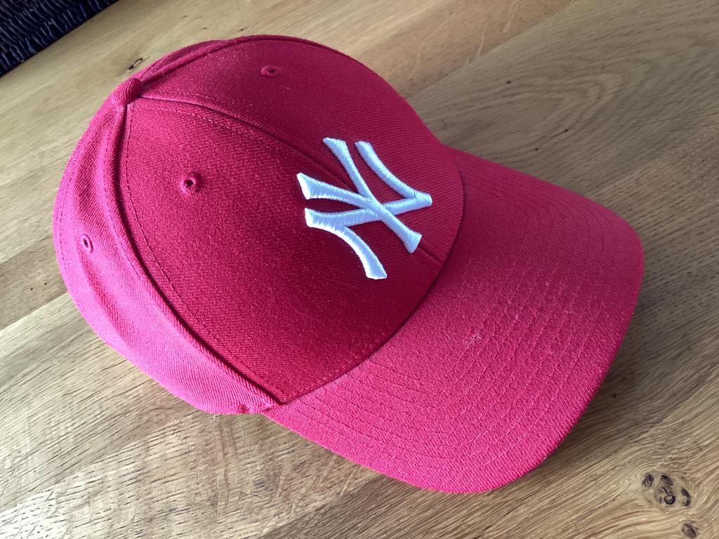 47Brand NY Yankees pet, rood, Ophalen of Verzenden, Zo goed als nieuw