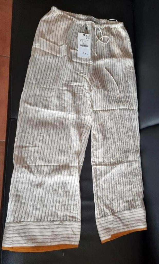 Nieuwe Zara dames broek maat M - gestreept, Maat 38/40 (M), Nieuw, Ophalen of Verzenden, Wit
