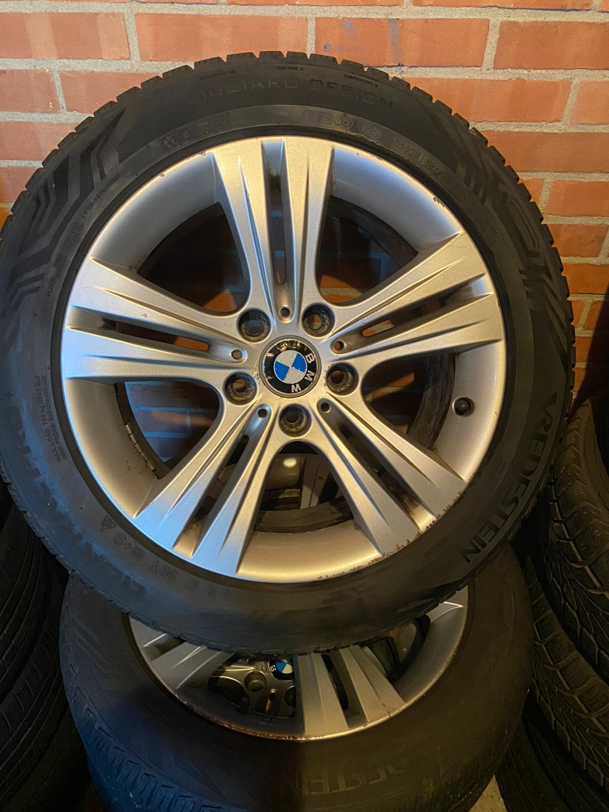 BMW 3er. F30 e90  e91 style 392, Ophalen, Banden en Velgen, 17 inch, Zomerbanden