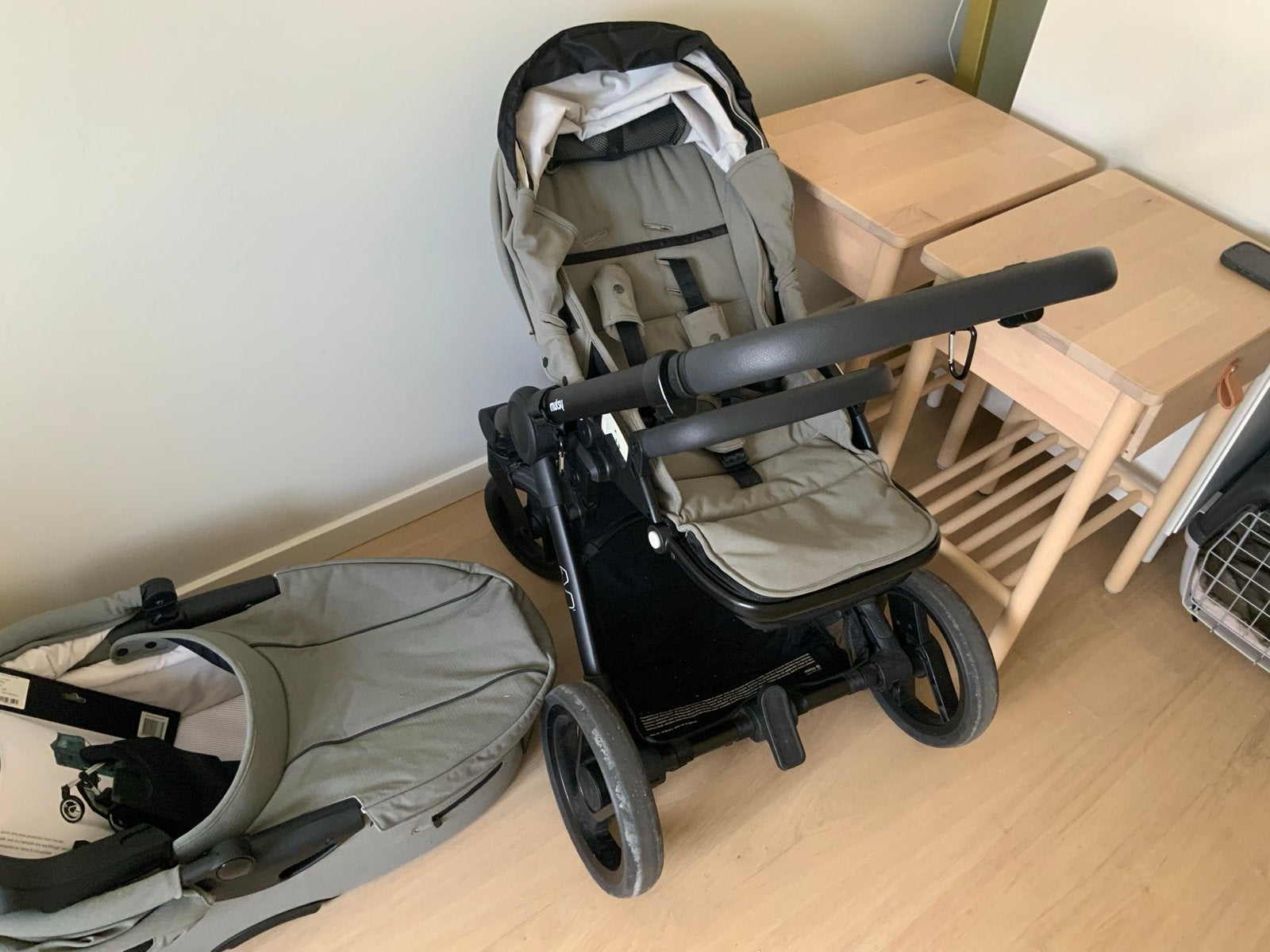 Mutsy Evo Kinderwagen 2-in-1 Complete Set Groen, Kinderen en Baby's, Ophalen, Gebruikt, Combiwagen, Met reiswieg