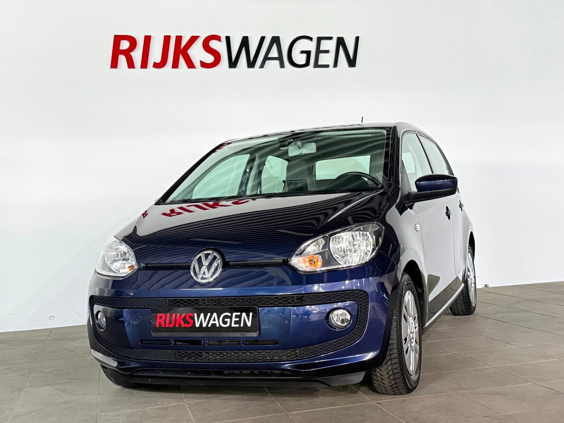 Volkswagen Up! 1.0 move up! BlueMotion Garmin/Stoelverwarmin, Auto's, Voorwielaandrijving, Dealer onderhouden, Stof, Handgeschakeld