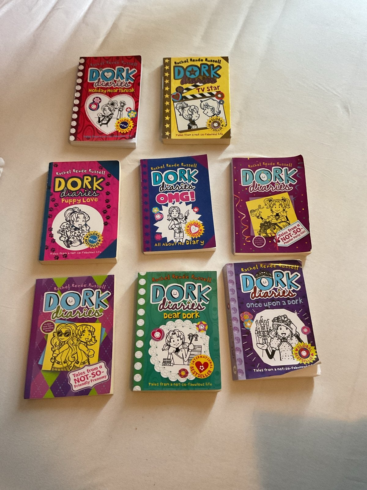 Dork Diaries boekenreeks - 8 delen, Ophalen, Zo goed als nieuw, Fictie