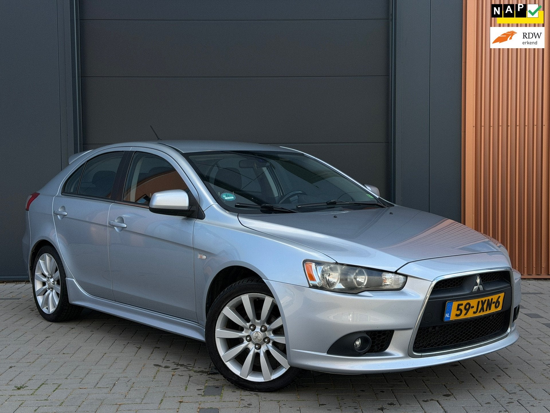 Mitsubishi Lancer Sportback 1.8 Intense|Trekhaak|Cruise Cont, Auto's, 1330 kg, Gebruikt, Origineel Nederlands, Bedrijf