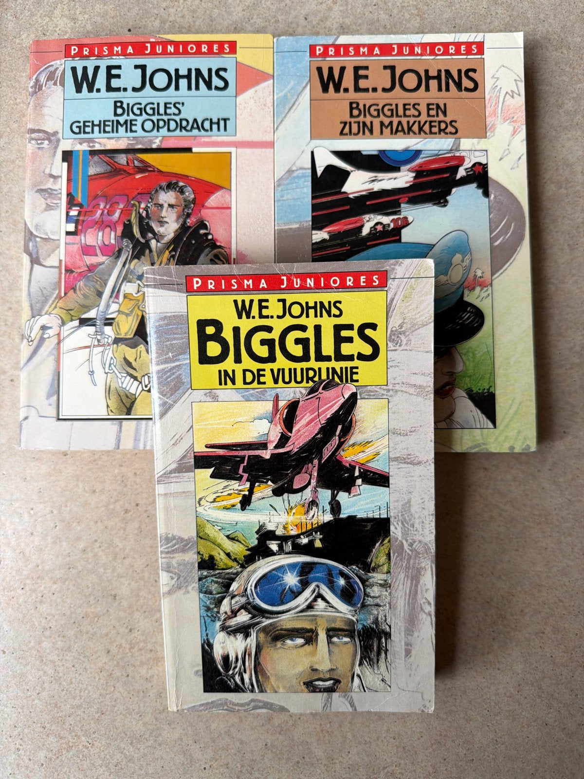 W.E. Johns Biggles - 3 boeken in 1 koop, Boeken, Ophalen of Verzenden, Zo goed als nieuw