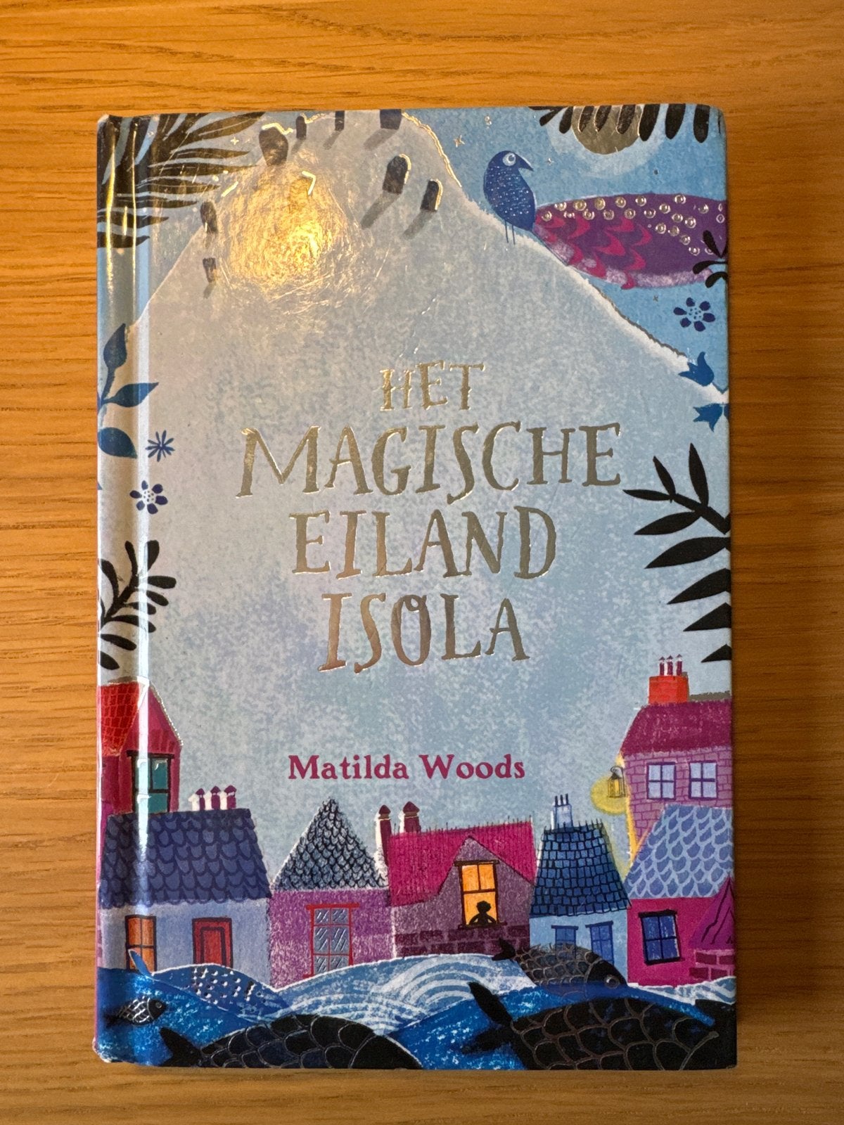 Matilda Woods - Het magische eiland Isola, Ophalen, Fictie algemeen, Matilda Woods, Zo goed als nieuw