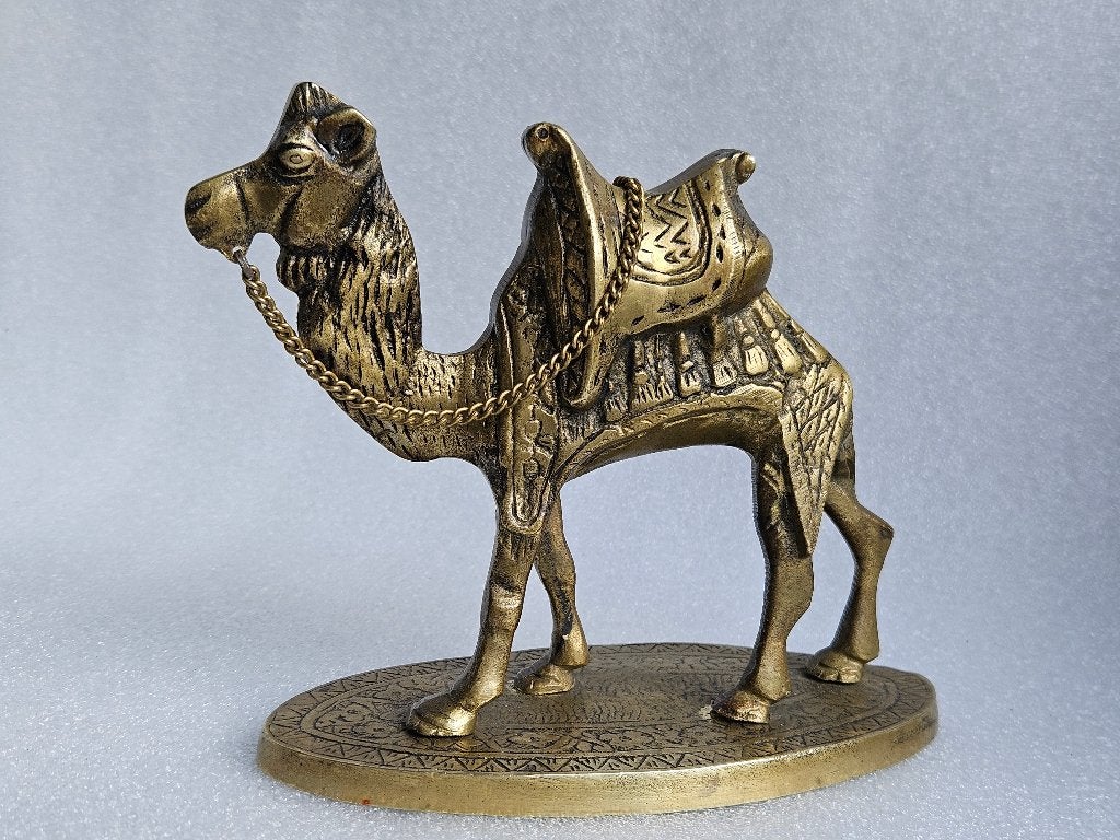 Een groot , zwaar , massief Kamelenbeeldje, Ophalen of Verzenden, Zo goed als nieuw, Dier