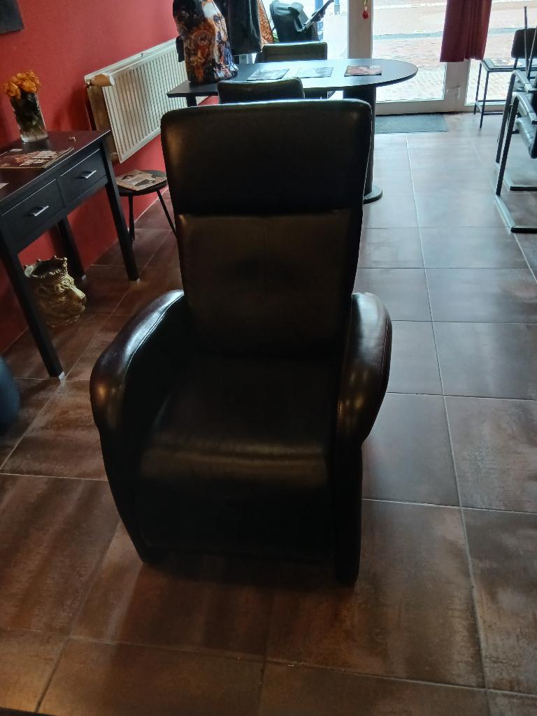Relax stoel, Gebruikt, Ophalen of Verzenden, 50 tot 75 cm, Leer