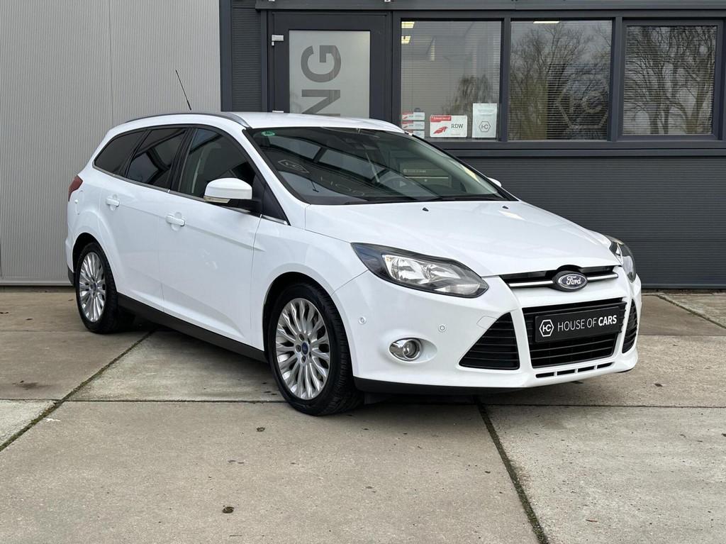 Ford Focus Wagon 1.6 EcoBoost Titanium Clima Cruise 150PK, Gebruikt, Zwart, 4 cilinders, 150 pk