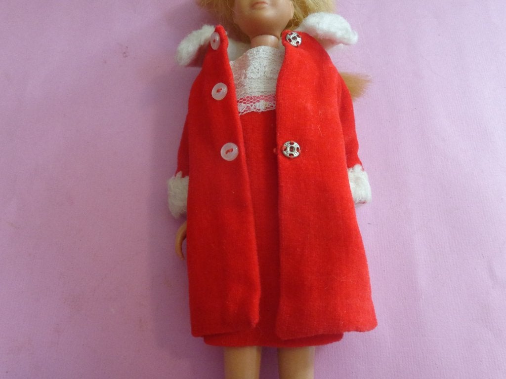 Barbie Vintage Skipper Velvet N'lace, Ophalen of Verzenden, Gebruikt, Kleertjes
