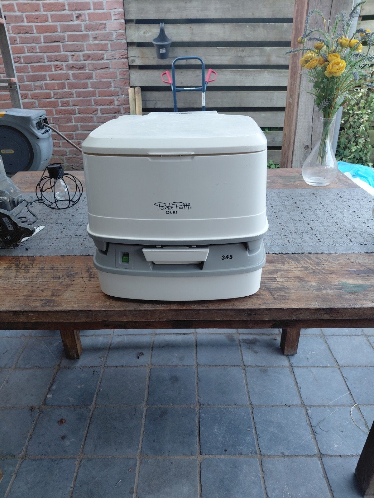 Porta Potti Qube 345 chemisch toilet, Ophalen, Gebruikt