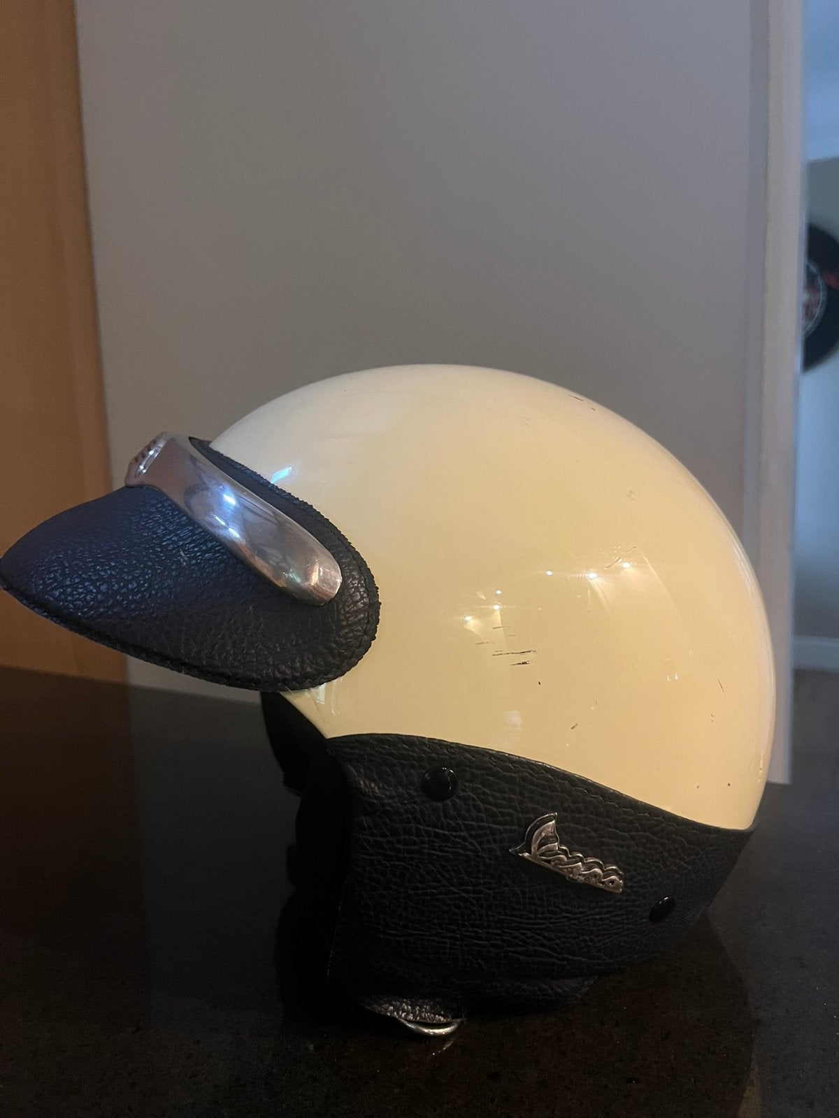 VESPA HELM … origineel met LOGO, Ophalen of Verzenden, Gebruikt, Medium