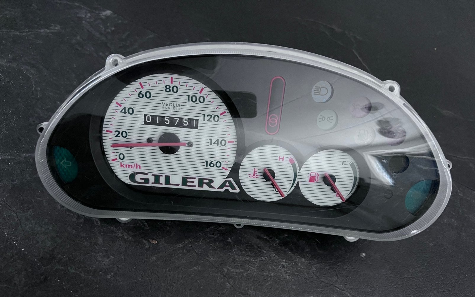 Gilera runner 180cc cockpit teller 15xxx, Ophalen of Verzenden, Zo goed als nieuw