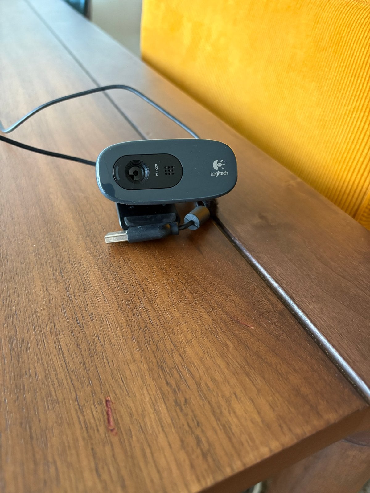 Logitech HD 720p Webcam, Computers en Software, Gebruikt, Ophalen of Verzenden, Windows, Monitorclip