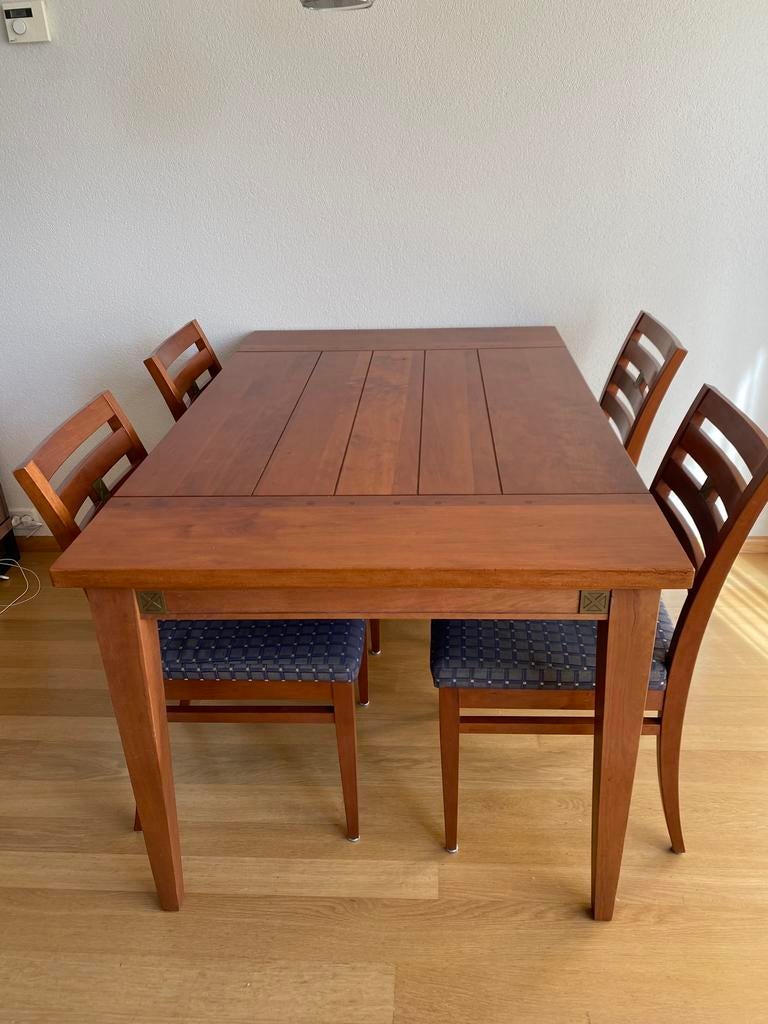 Eettafel met 4 stoelen, Huis en Inrichting, Tafels | Eettafels, Ophalen, Gebruikt, Kersenhout, Vier personen