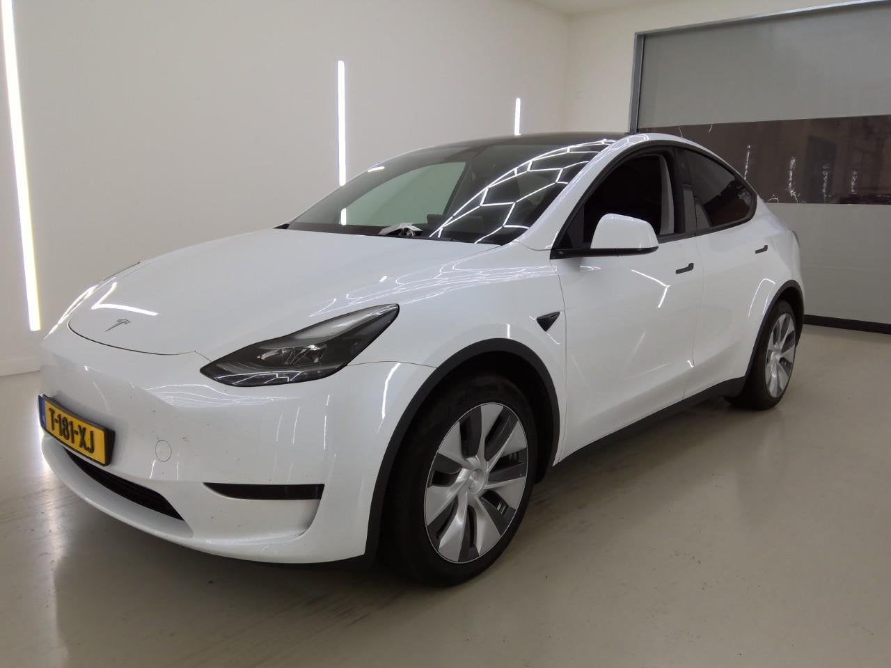Tesla Model Y Standard RWD Plus 93% SoH [ AMD RYZEN+AUTOPILO, Auto's, Automaat, Achterwielaandrijving, Gebruikt, Zwart