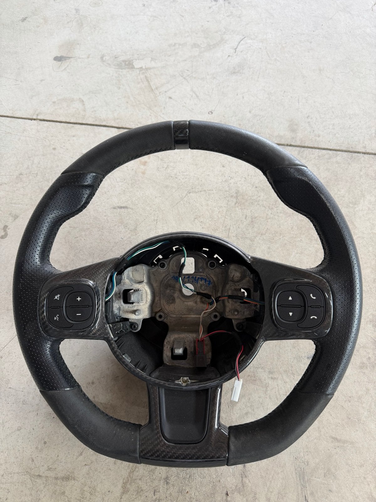 Fiat 500 Abarth Carbon Stuurwiel (zonder airbag), Ophalen, Gebruikt, Fiat