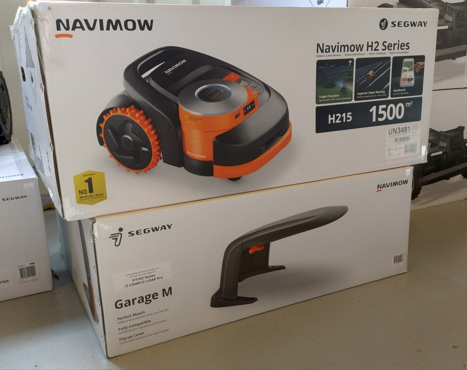 Segway Navimow H215 robotmaaier, Ophalen, Segway Navimow, Teleportboulevard 130 Amsterdam, Zo goed als nieuw