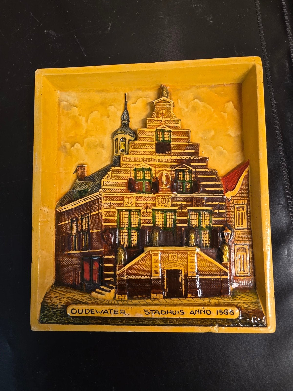 Oudewater Stadhuis Anno 1568 Reliëf Plaquette, Antiek en Kunst, Ophalen of Verzenden
