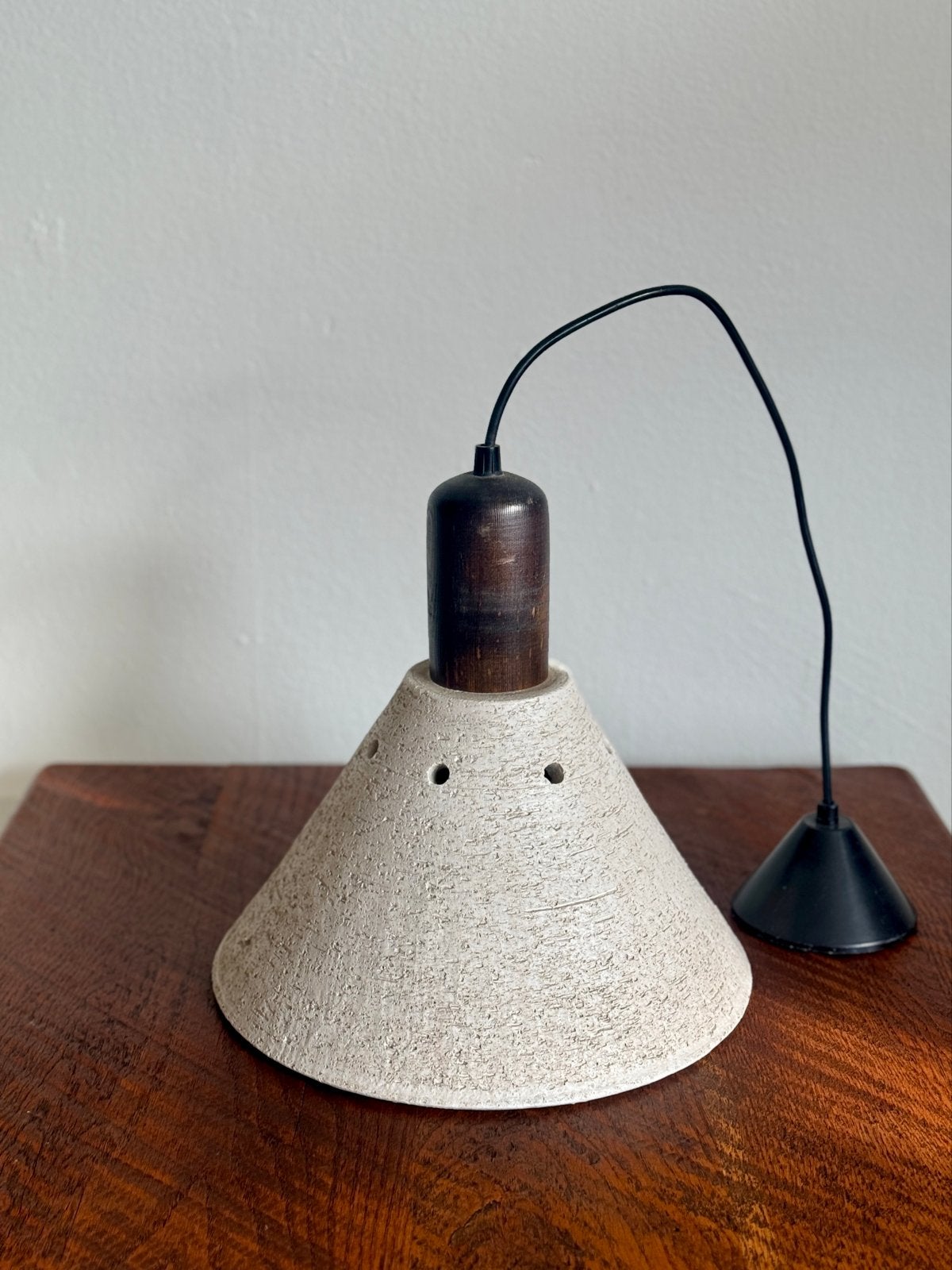 Stoere vintage keramiek hanglamp - wit aardewerk & hout, Huis en Inrichting, Lampen | Hanglampen, Gebruikt, Ophalen of Verzenden