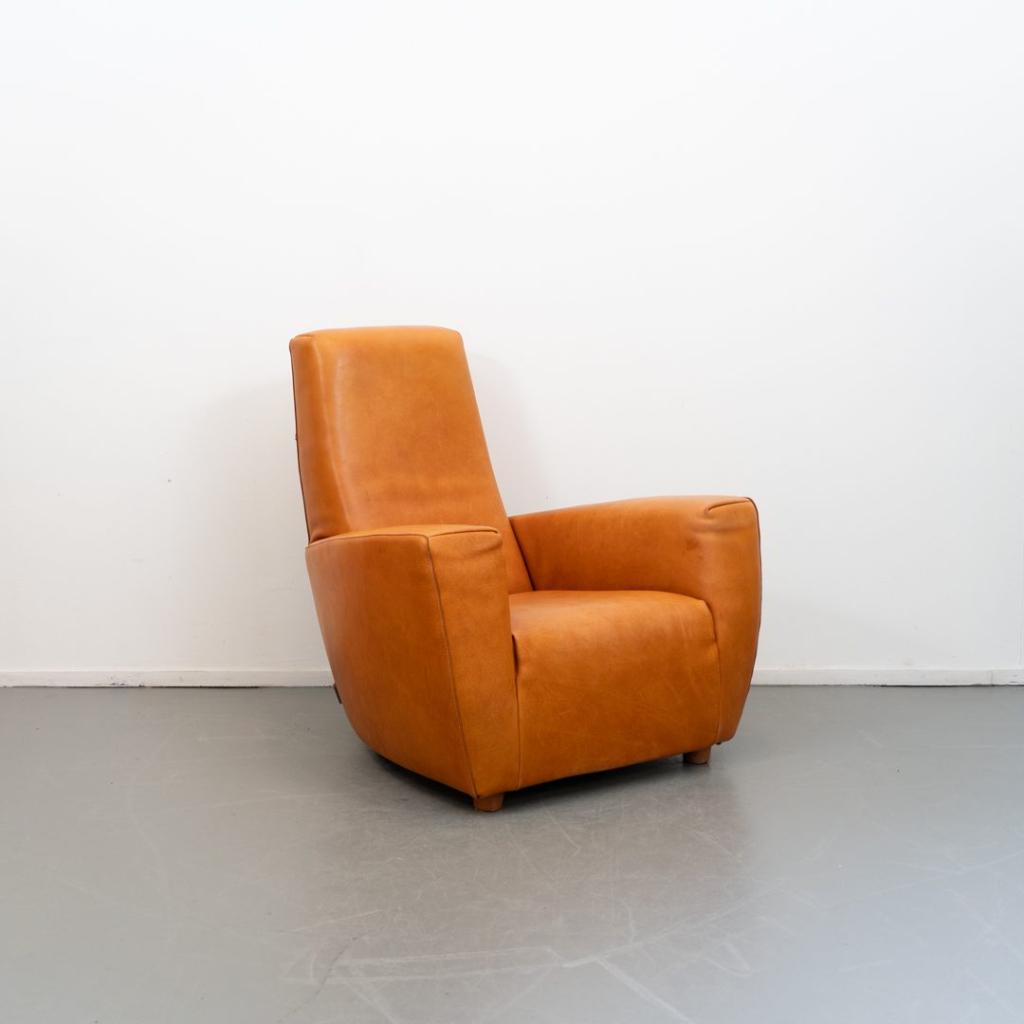 1x Label Longa Fauteuil  Cognac - Buffaloleer, Huis en Inrichting, Fauteuils, Gebruikt, Hout, Leer, 75 tot 100 cm, 75 tot 100 cm
