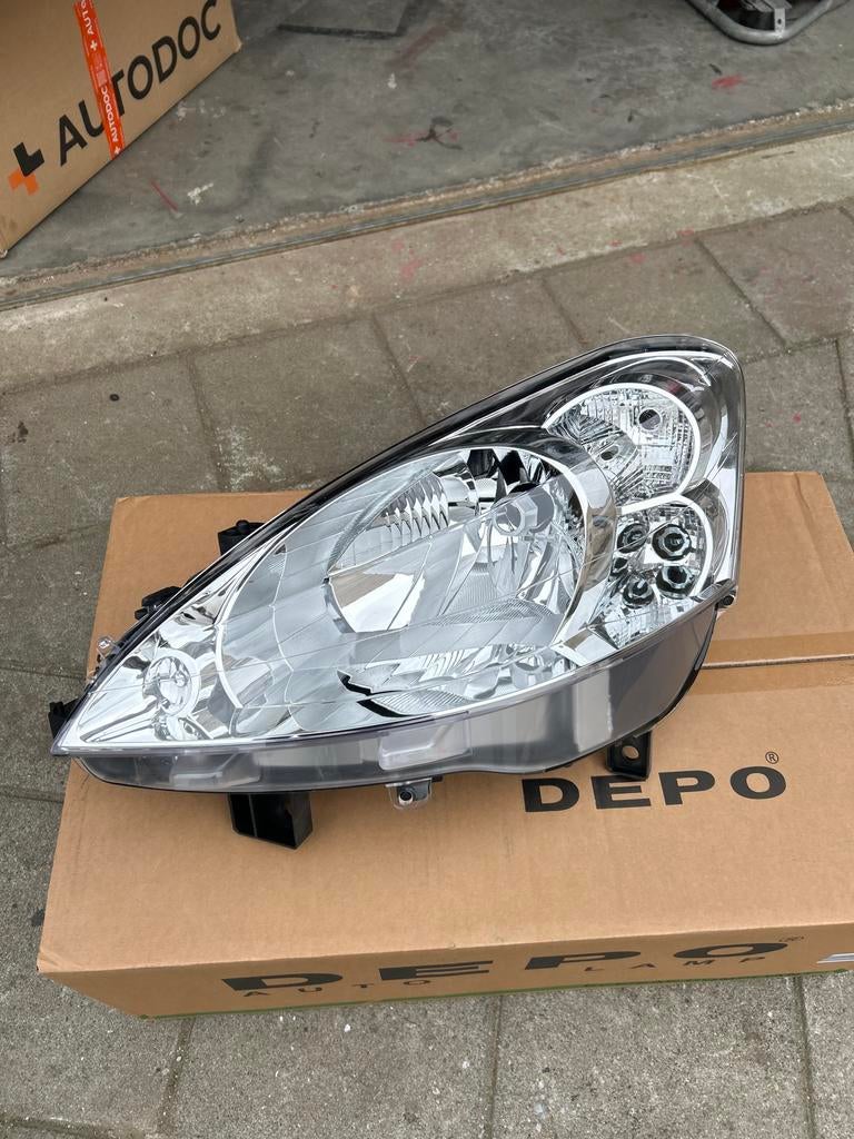 Koplamp links Peugeot Partner 2008-2011, Auto-onderdelen, Ophalen of Verzenden, Nieuw, Peugeot