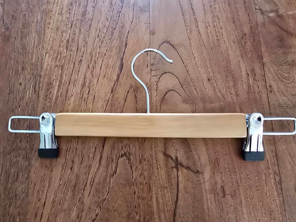 16 Houten Broekhangers met Antislip Klemmen - Nieuwstaat, Ophalen, Zo goed als nieuw, Hout