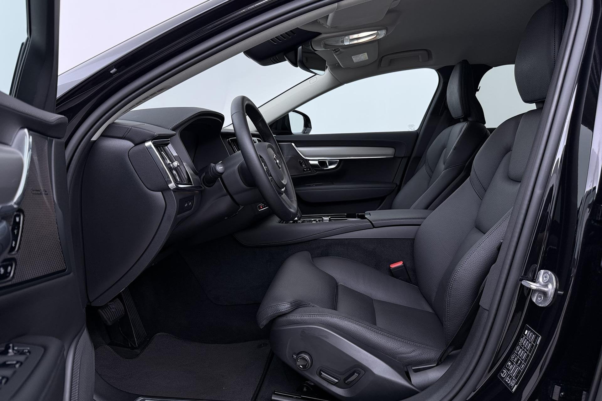 Volvo V90 T8 Plus Dark | ACC | 360 Camera | Harman/Kardon, Automaat, Euro 6, 4 cilinders, 1969 cc