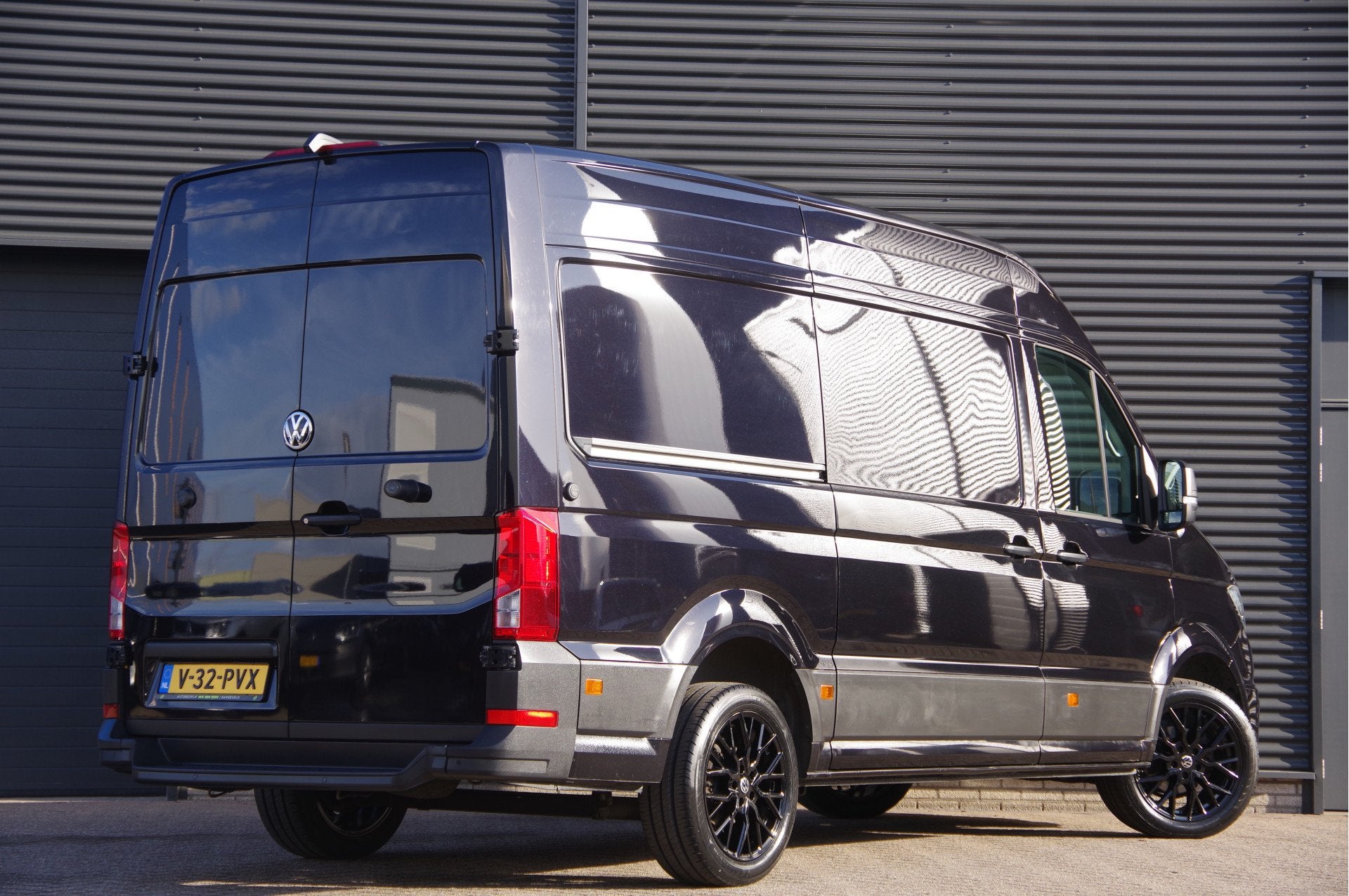 Volkswagen Crafter 35 2.0 TDI L3H3(L2H2) 3-ZITS, 177PK AUT., Stof, Gebruikt, Euro 6, 4 cilinders