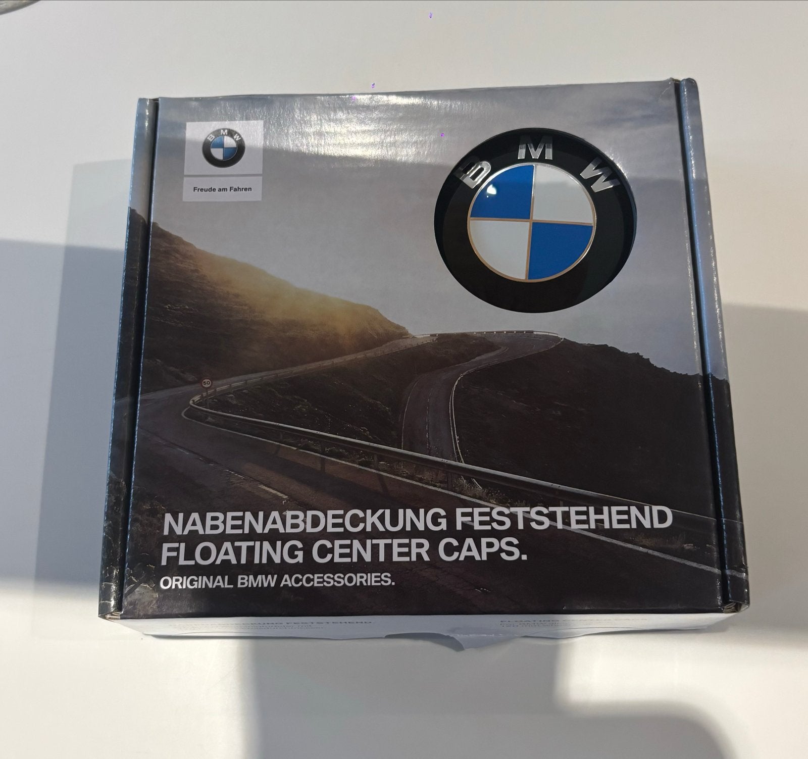 BMW Floating Center Caps - Nieuw in doos, Ophalen of Verzenden, Nieuw, BMW
