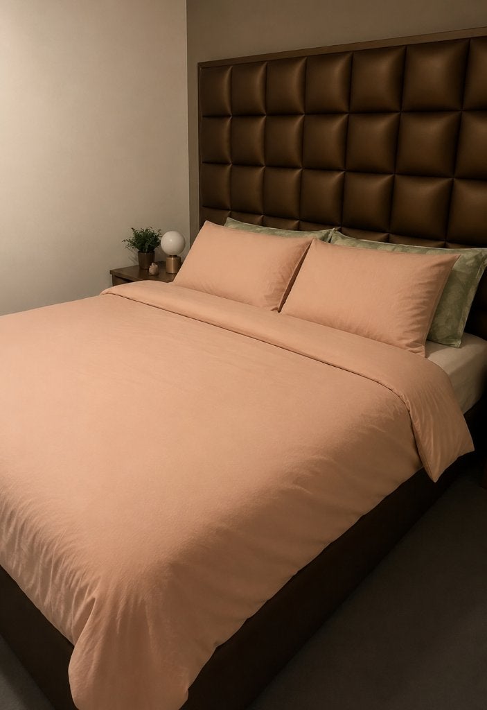 Boxspring 200x210 – hoofdbord, 2 nachtkastjes en voorzetbank, Ophalen, Bruin, 210 cm, Tweepersoons