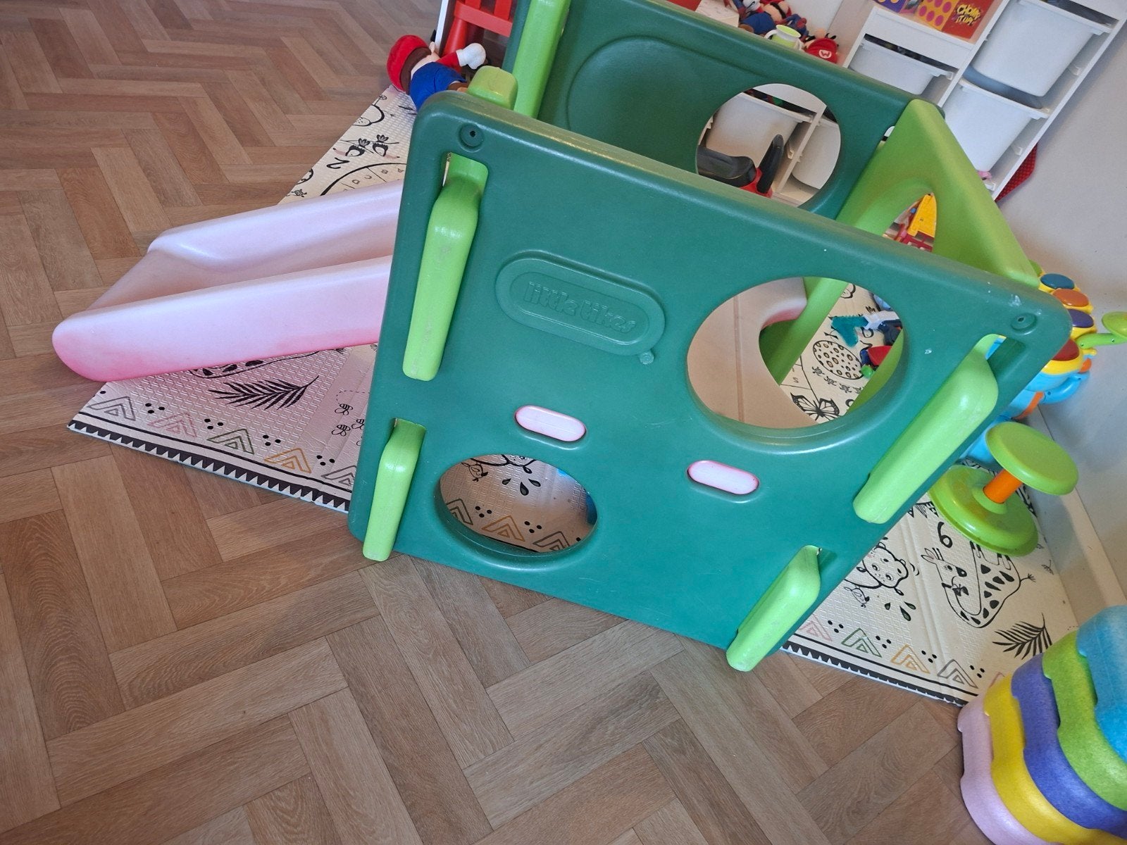 Little Tikes Speeltoestel met Glijbaan voor Kleintjes, Kinderen en Baby's, Speelgoed | Buiten | Speeltoestellen, Ophalen, Gebruikt