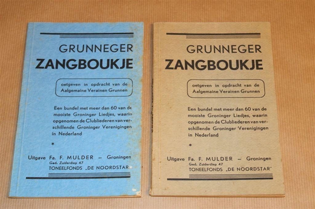 Grunneger Zangboukje — 2 Oude Liedboekjes in Dialect, Ophalen of Verzenden, Gelezen, Artiest