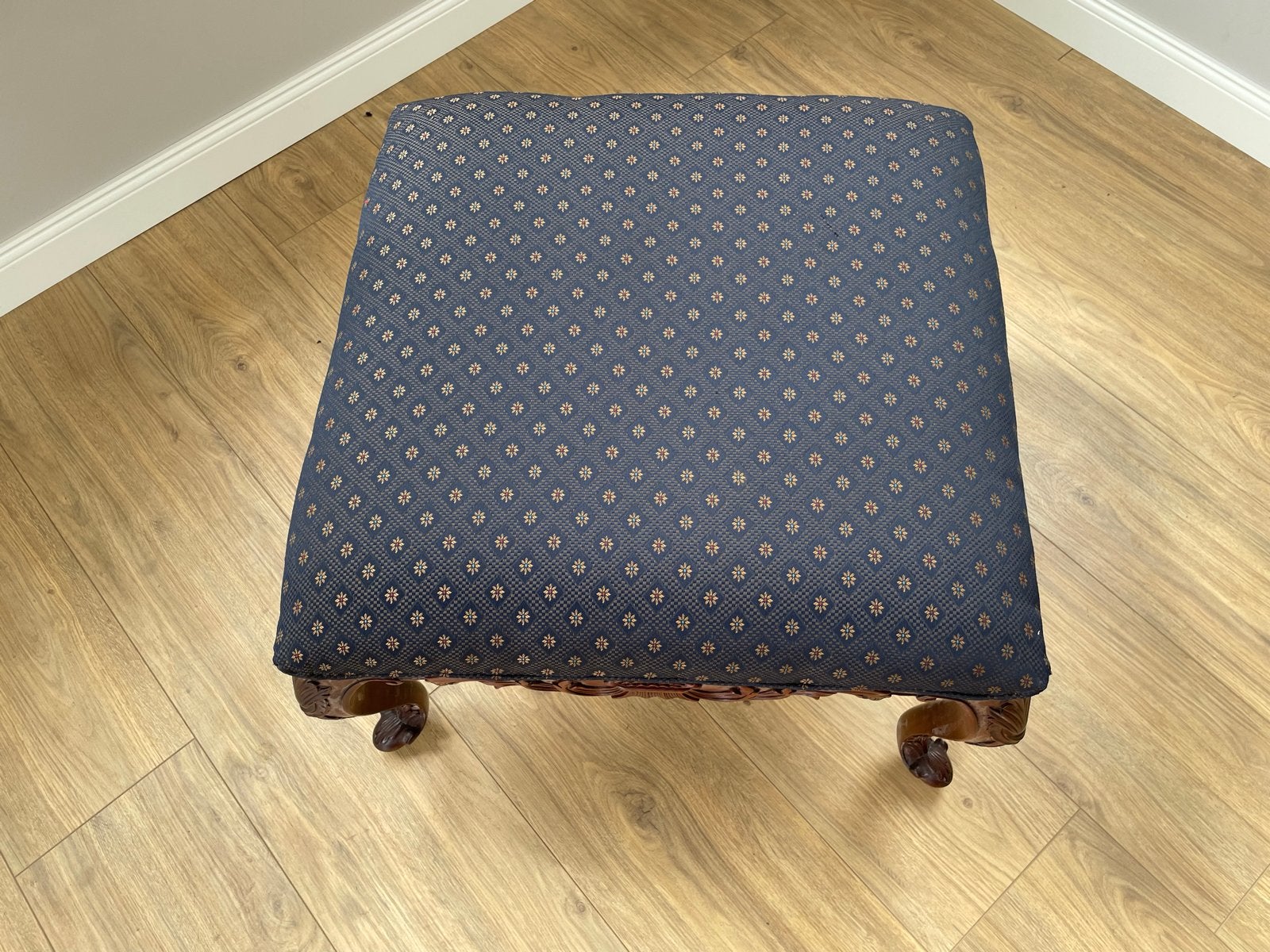 Grote Engelse poef / salontafel