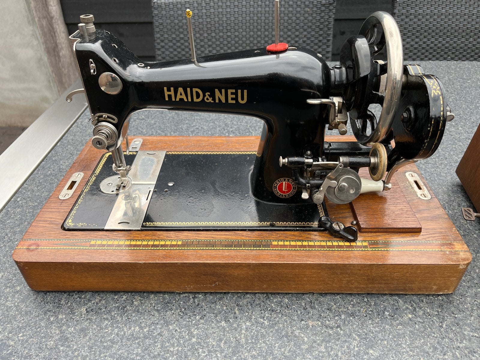 Antieke Haid & Neu Naaimachine met Houten Koffer, Antiek en Kunst, Ophalen of Verzenden